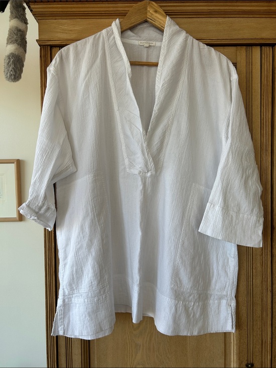 Eileen Fisher Tops - Eileen Fisher White V-Neck Textured Tunic Top or swim coverup XL